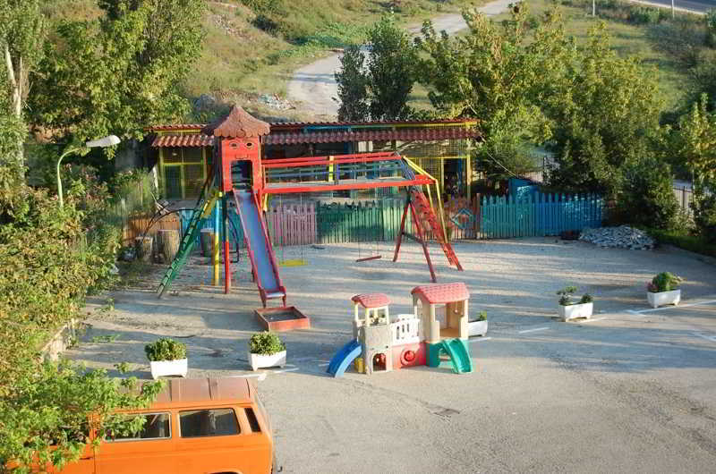 Pilo Lala Konjat Hotel